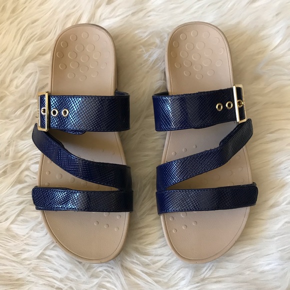 vionic blue sandals
